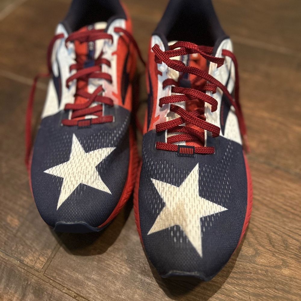 Brooks Men's Launch 8 Texas Star Running Shoes Sneakers Sz 12.